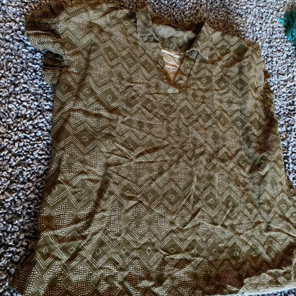 Cute Aztec print top